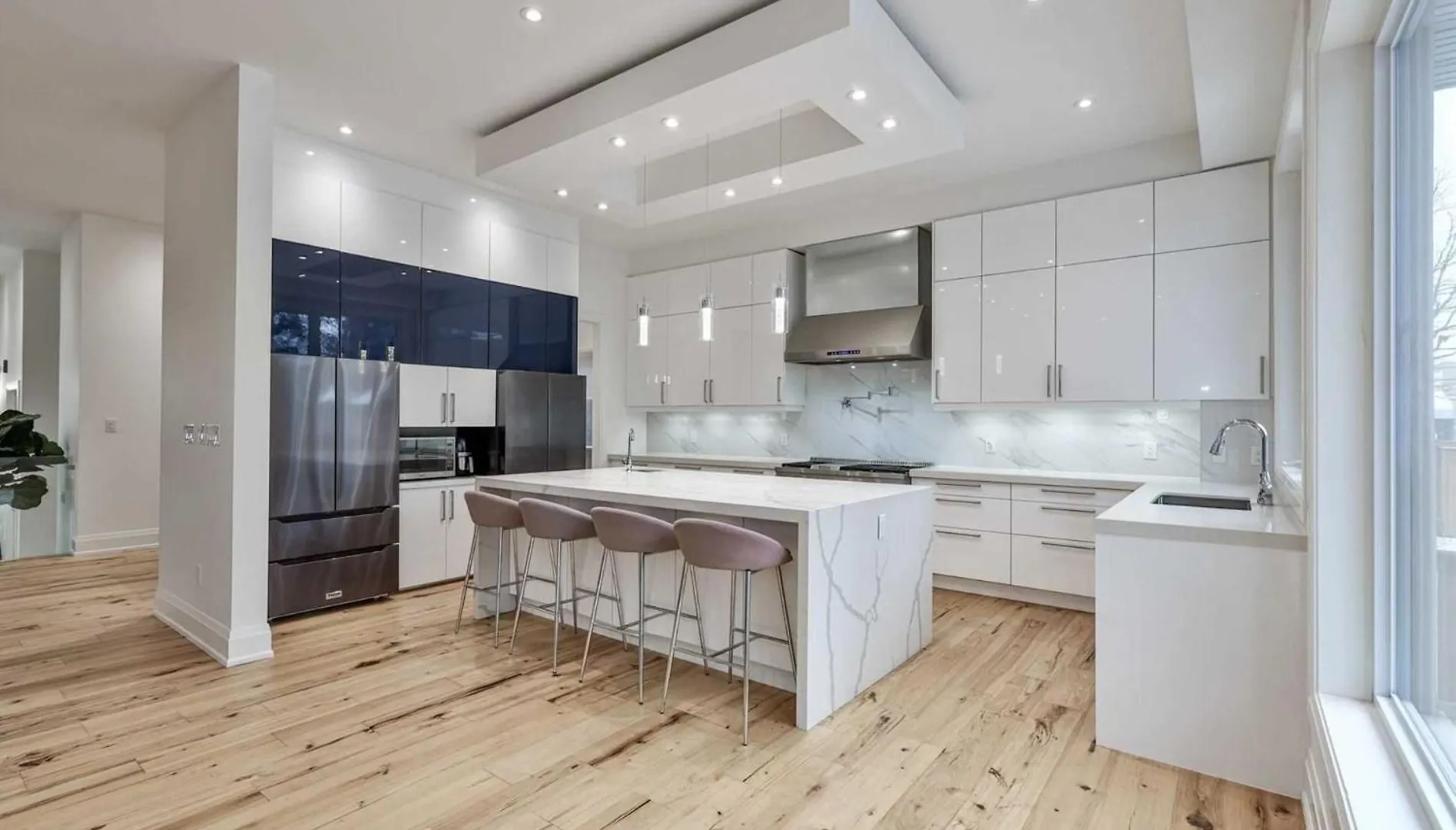 Executive Room In Toronto Next To Yorkdale Shopping Centre 0*,